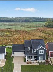 2806 Radicchio Drive, Fitchburg, WI 53711
