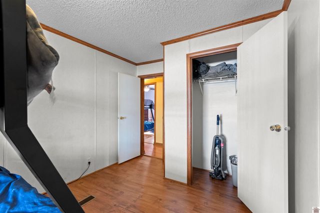 408 Shoreline Dr., New Concord, KY 42076