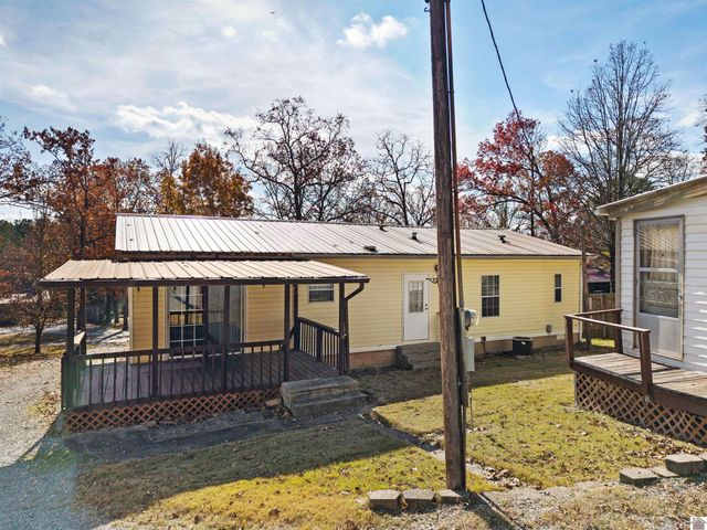 408 Shoreline Dr., New Concord, KY 42076