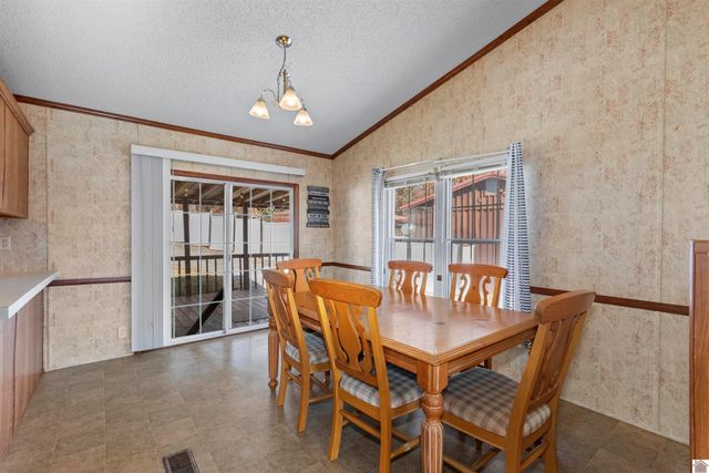 408 Shoreline Dr., New Concord, KY 42076