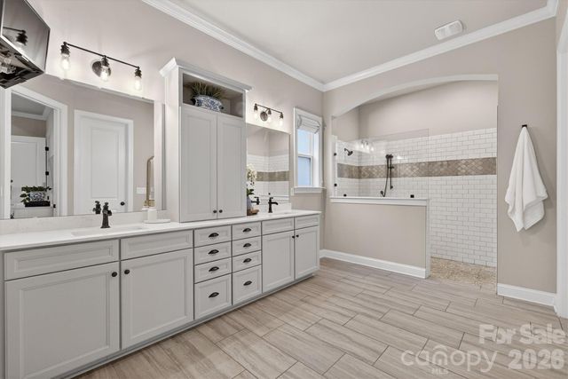 7712 Waverly Walk Avenue, Charlotte, NC 28277