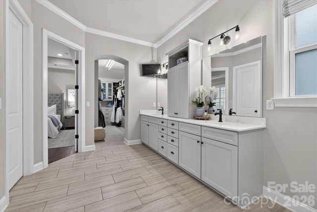 7712 Waverly Walk Avenue, Charlotte, NC 28277