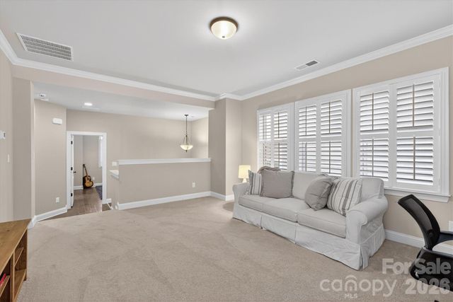 7712 Waverly Walk Avenue, Charlotte, NC 28277