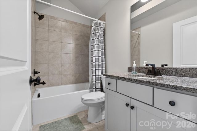 7712 Waverly Walk Avenue, Charlotte, NC 28277