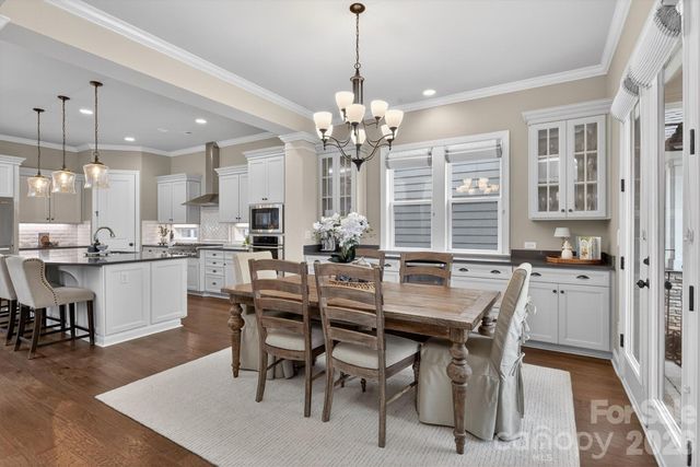 7712 Waverly Walk Avenue, Charlotte, NC 28277