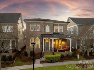 7712 Waverly Walk Avenue, Charlotte, NC 28277