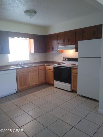 3702 E 11th Street A, Panama City, FL 32401