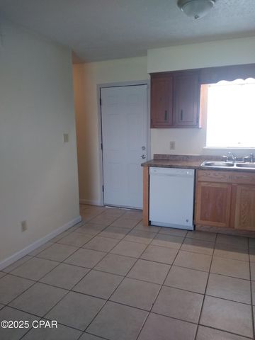 3702 E 11th Street A, Panama City, FL 32401