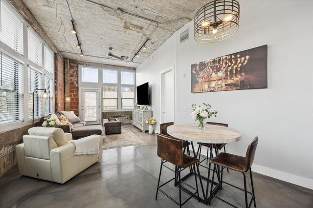 2323 Polk Street 207, Houston, TX 77003