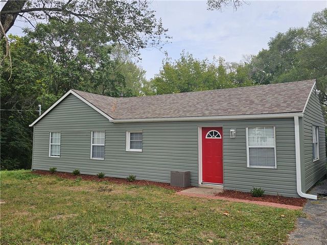 701 N Allen Road, Independence, MO 64050
