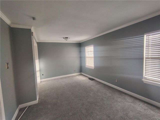 701 N Allen Road, Independence, MO 64050
