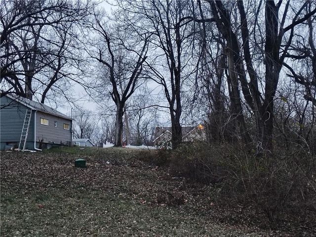 701 N Allen Road, Independence, MO 64050