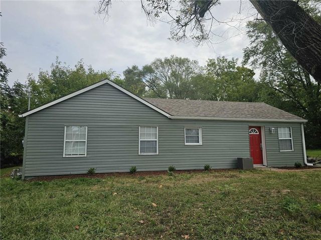 701 N Allen Road, Independence, MO 64050