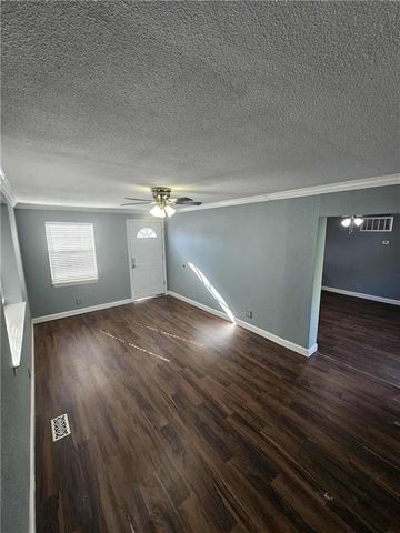 701 N Allen Road, Independence, MO 64050