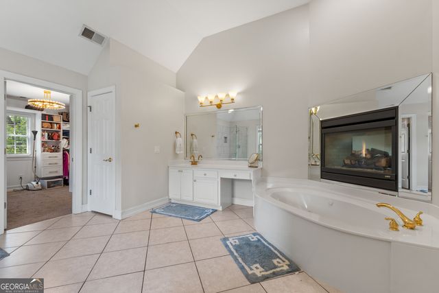 112 Turnberry Circle, Carrollton, GA 30116