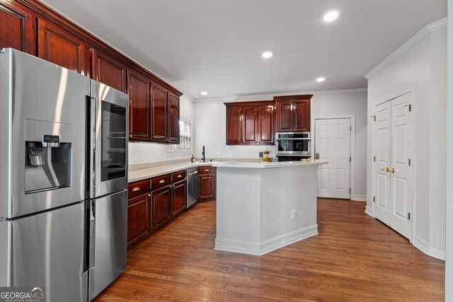 112 Turnberry Circle, Carrollton, GA 30116