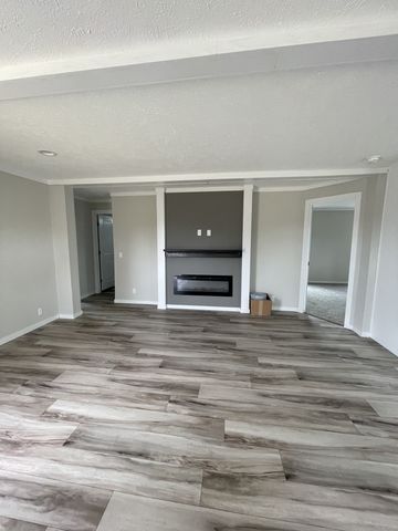 881 white springs road, Lafayette, TN 37083