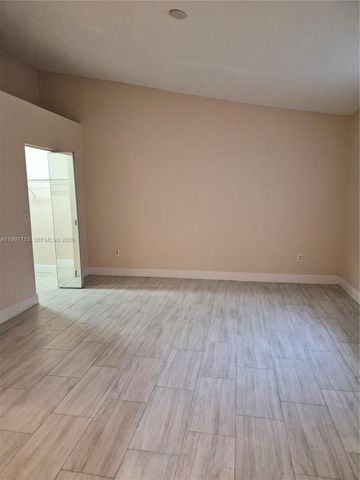 2488 NW 99th Way, Sunrise, FL 33322