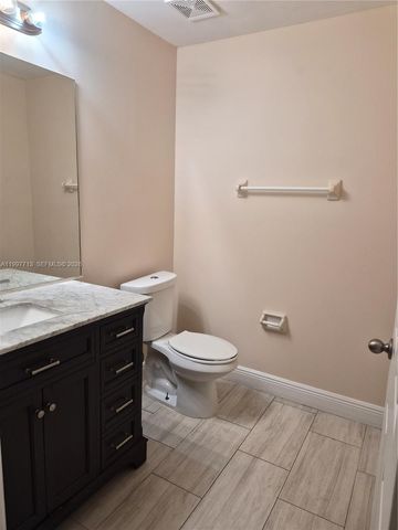 2488 NW 99th Way, Sunrise, FL 33322