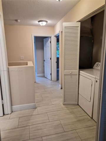 2488 NW 99th Way, Sunrise, FL 33322