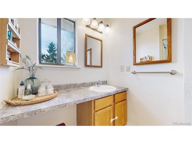 13564 Green Ct, Broomfield, CO 80020