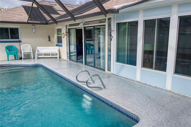 6 BISCAYNE DRIVE, Palm Coast, FL 32137