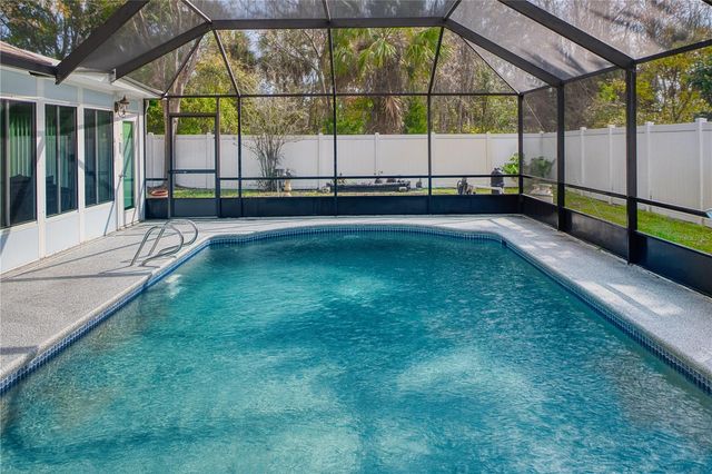 6 BISCAYNE DRIVE, Palm Coast, FL 32137