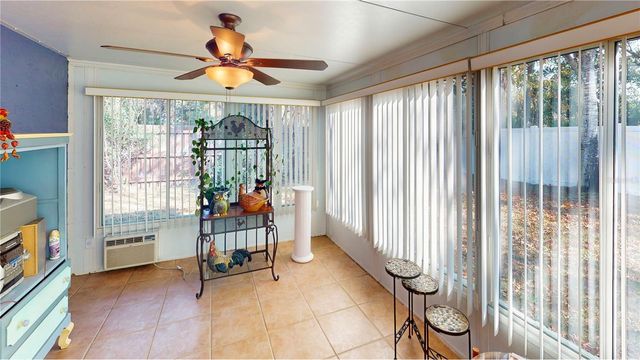 6 BISCAYNE DRIVE, Palm Coast, FL 32137