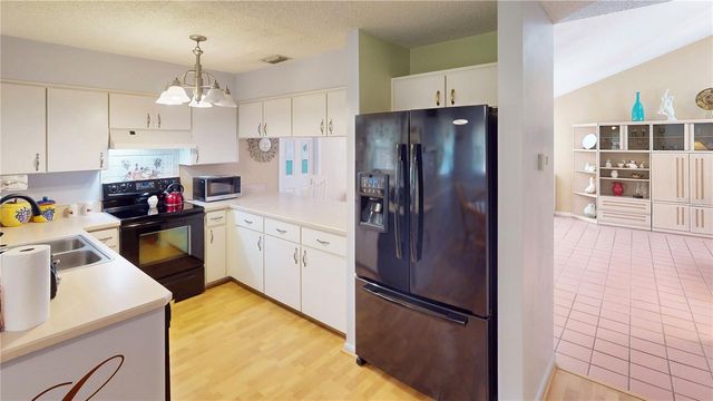 6 BISCAYNE DRIVE, Palm Coast, FL 32137