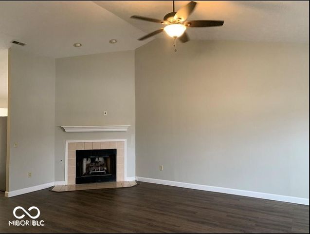 15002 Silver Thorne Way, Carmel, IN 46033