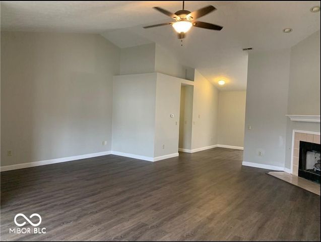 15002 Silver Thorne Way, Carmel, IN 46033