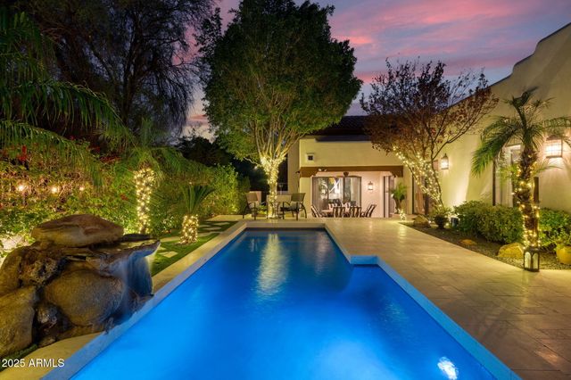 6198 N 28TH Place, Phoenix, AZ 85016