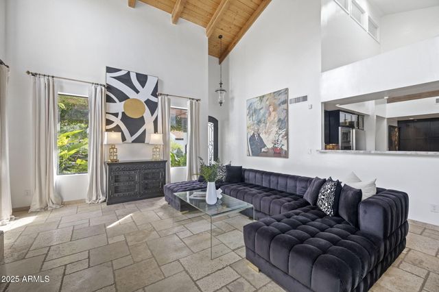 6198 N 28TH Place, Phoenix, AZ 85016