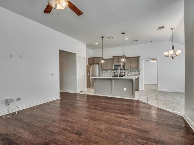 2808 NW 189th Street, Edmond, OK 73012