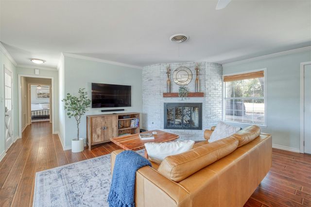 1208 Country Club RD, Georgetown, TX 78628