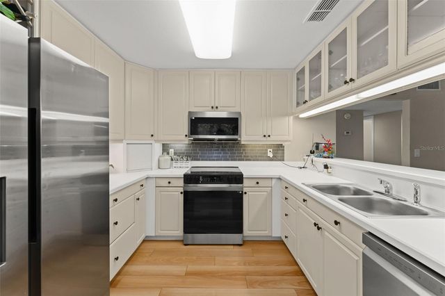 107 CEDAR POINT LANE, Longwood, FL 32779