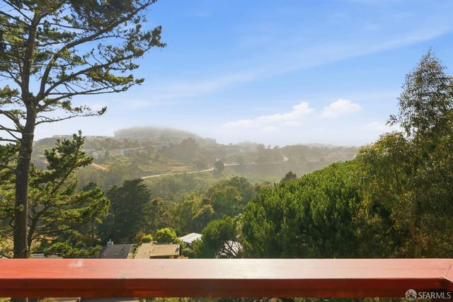 280 Gold Mine Drive, San Francisco, CA 94115