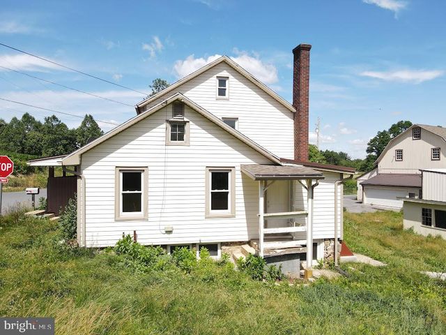 2296 VALLEY RD, Manheim, PA 17545