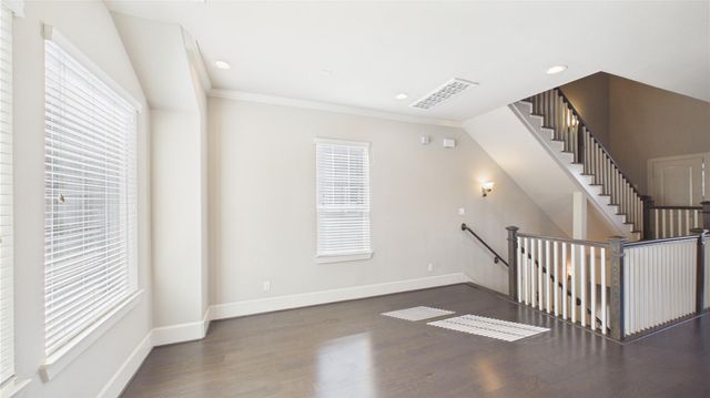 2724 Rutland Street, Houston, TX 77008