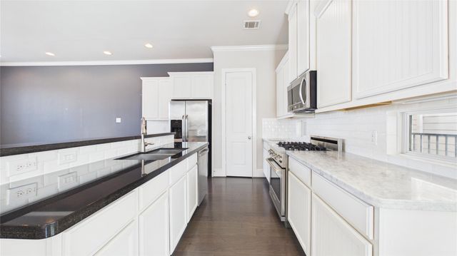 2724 Rutland Street, Houston, TX 77008