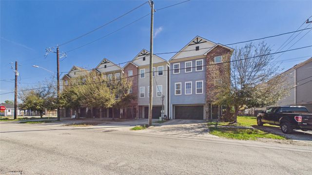 2724 Rutland Street, Houston, TX 77008