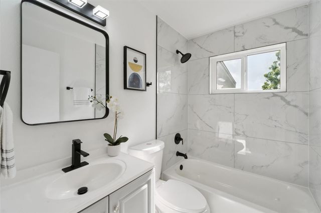 1157 HAMPSHIRE AVENUE, Deltona, FL 32725