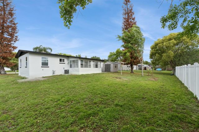 1157 HAMPSHIRE AVENUE, Deltona, FL 32725