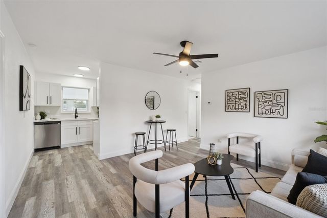 1157 HAMPSHIRE AVENUE, Deltona, FL 32725