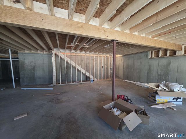 290 Gardner Street, Manchester, CT 06040