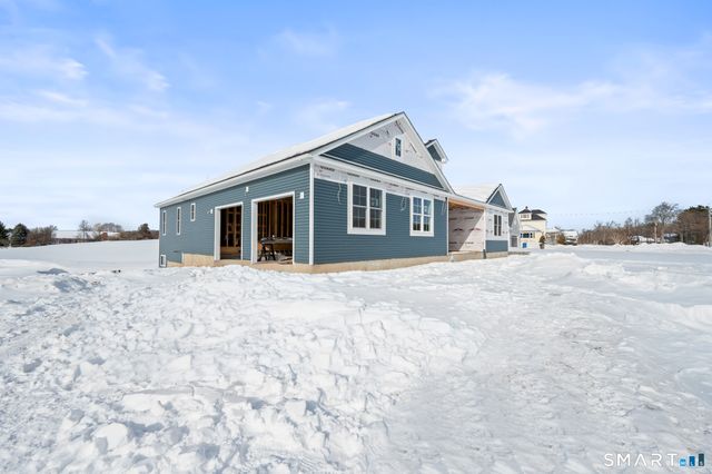 290 Gardner Street, Manchester, CT 06040