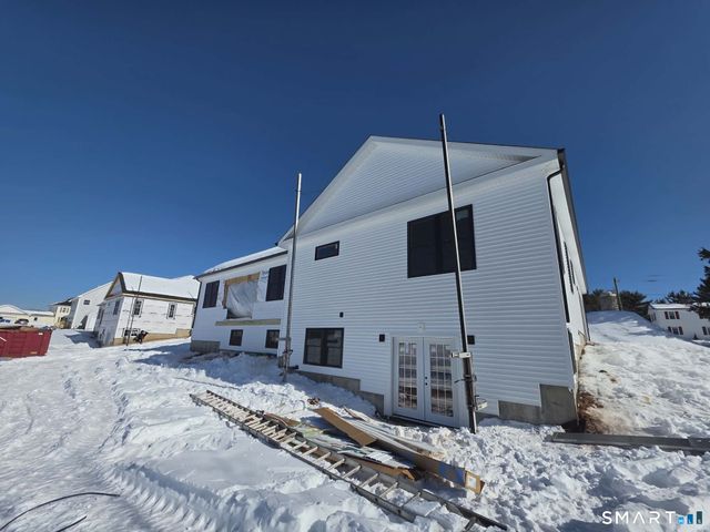 290 Gardner Street, Manchester, CT 06040