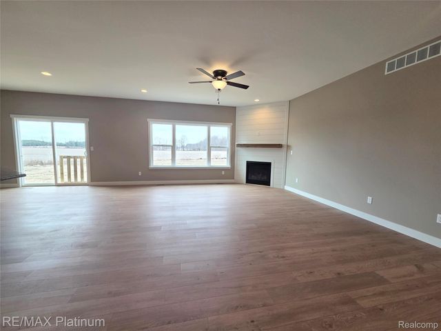 13306 Westwinds Drive, Fenton Charter Township, MI 48451
