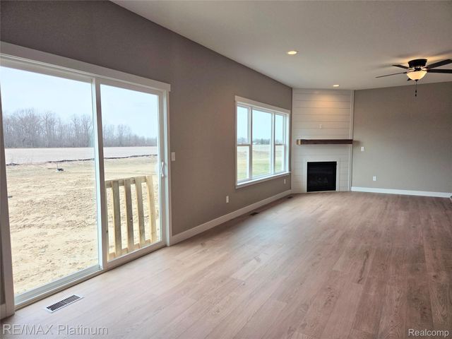 13306 Westwinds Drive, Fenton Charter Township, MI 48451