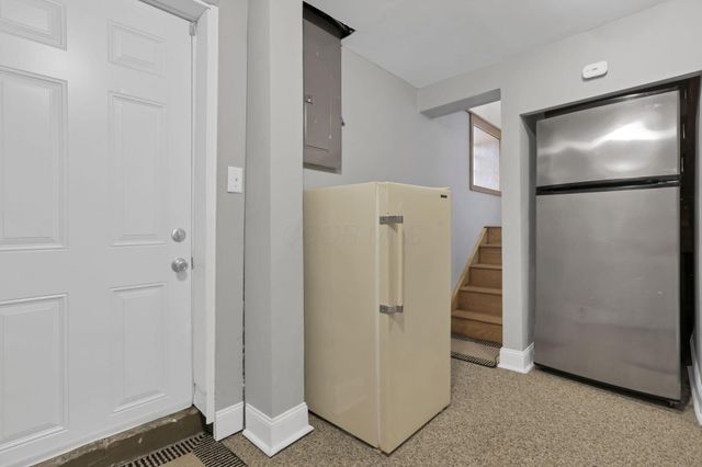 1194 Fair Avenue, Columbus, OH 43205